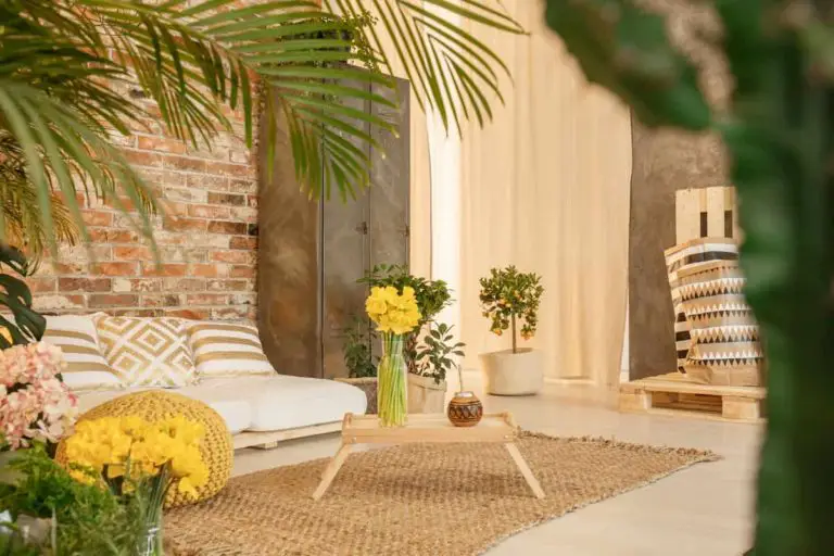 Il mobiletto da balcone: un valido aiuto per la casa