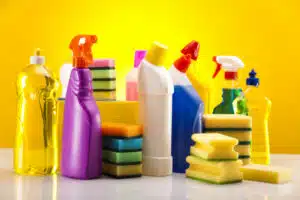 Scopri di più sull'articolo Pulizia della casa, i migliori prodotti da utilizzare per una sanificazione completa