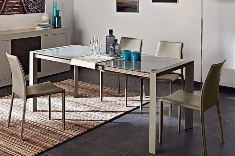 Le sedie in casa: eleganza e stile insieme