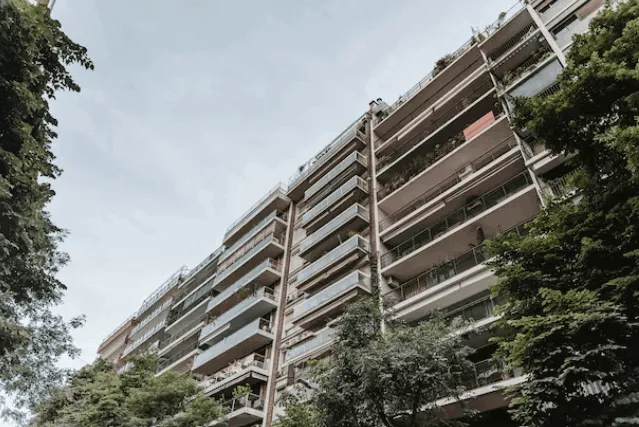 Scopri di più sull'articolo Avviso trasloco condominio: creare un avviso trasloco per condomini